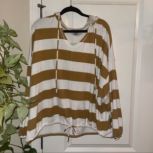 BRAND NEW Aerie mustard & cream striped hooded drawstring pullover
